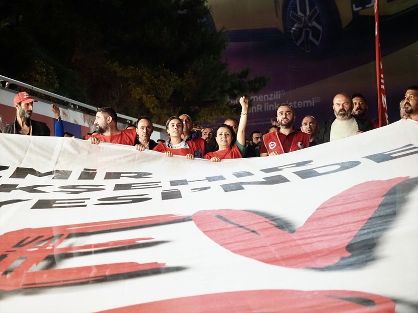 İzmir'de grev! 23 bin işçi meydanlara çıktı - Resim: 2