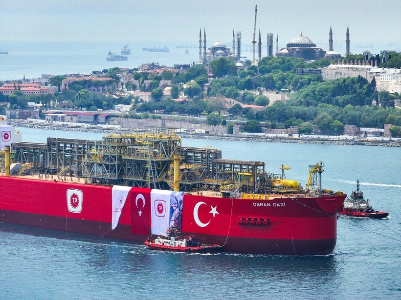 Osman Gazi fethin yıl dönümünde İstanbul Boğazı'nda - Resim: 5