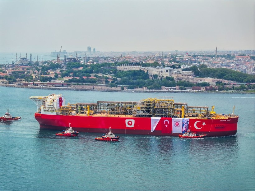 Osman Gazi fethin yıl dönümünde İstanbul Boğazı'nda - Resim: 12