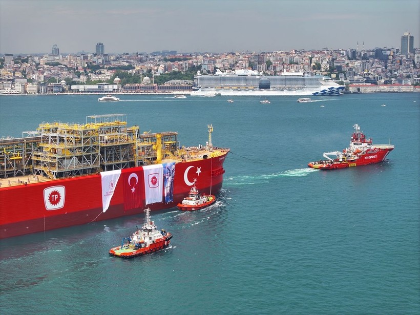 Osman Gazi fethin yıl dönümünde İstanbul Boğazı'nda - Resim: 18