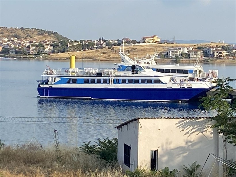 Bayramda Komşu ziyareti: Ayvalık'tan Midilli’ye kuyruk oluştu - Resim: 6