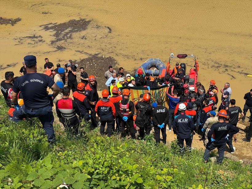 Trabzon'dan acı haber! Selde kaybolmuştu: 5 gün sonra cesedi bulundu - Resim : 3