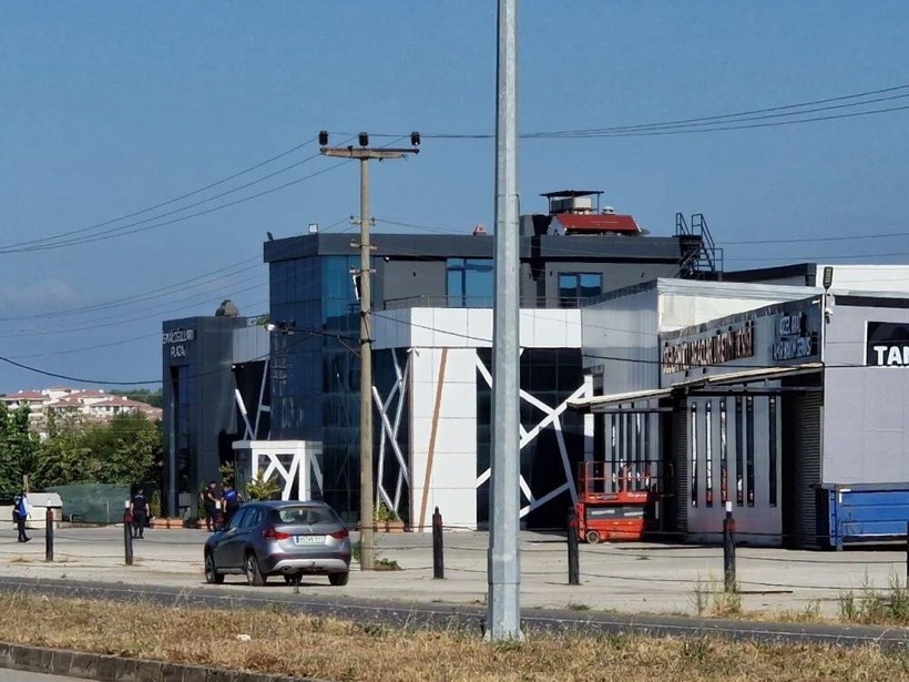 Sakarya'da araç satışı adı altında milyarlarca TL'lik dolandırıcılık - Resim : 2