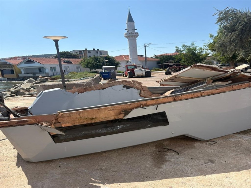 Teknesi parçalanmış halde bulunan iş insanını arama çalışmalarının 5'inci gününe Kıvanç Tatlıtuğ da katıldı - Resim: 5