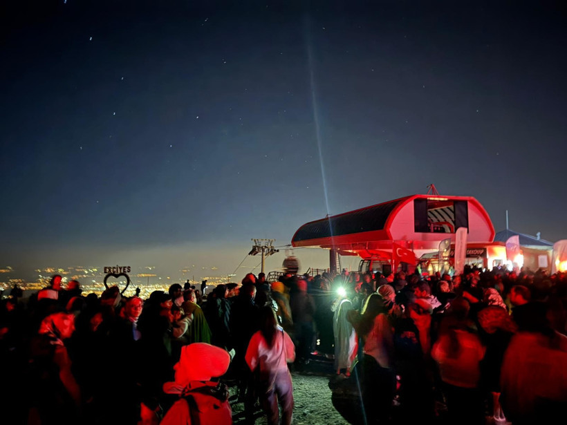 Erciyes'te 2 bin 650 metre yükseklikte meteor yağmuru - Resim: 9