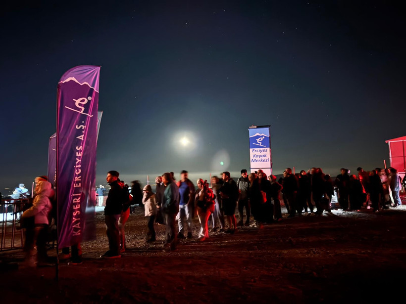 Erciyes'te 2 bin 650 metre yükseklikte meteor yağmuru - Resim: 15