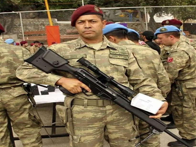 Şehit Ömer Halisdemir'in kızı Elif Nur teğmen oldu - Resim: 1