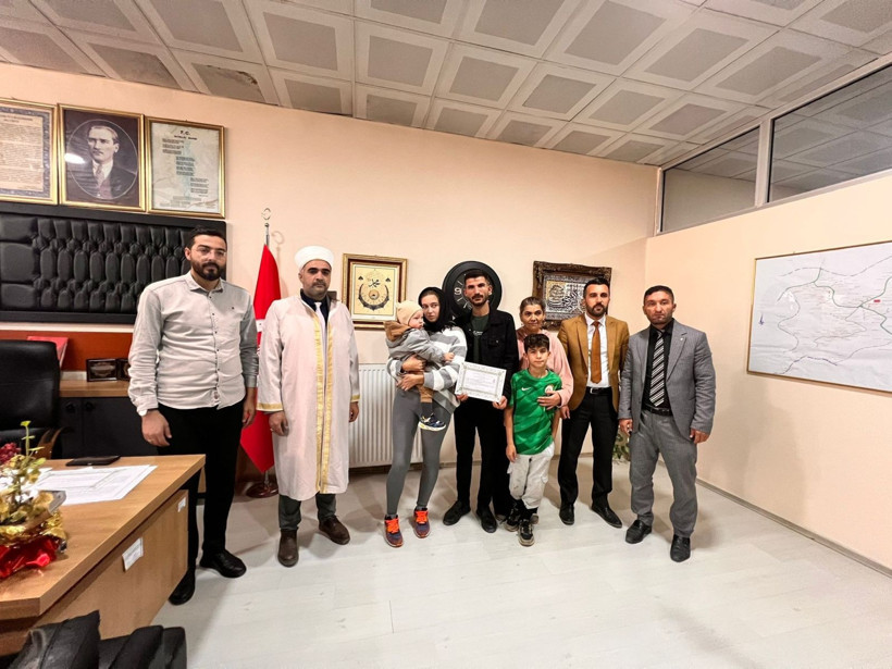 Rusya'dan Yüksekova'ya uzanan aşk hikayesi müslümanlıkla taçlandı - Resim: 5