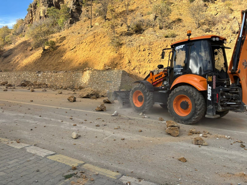 Kayalar için tedbir alınırken kopma yaşandı - Resim: 4
