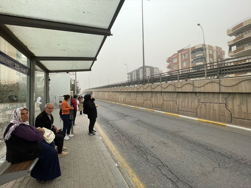 Toz bulutu Şanlıurfa semalarını kapladı - Resim: 4
