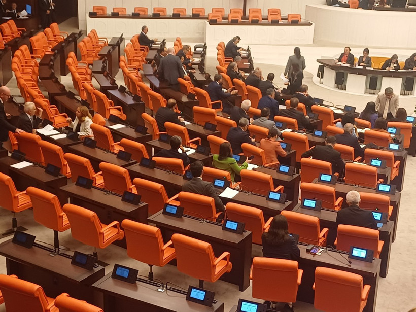 TBMM'de oturma düzeni değişti - Resim : 1