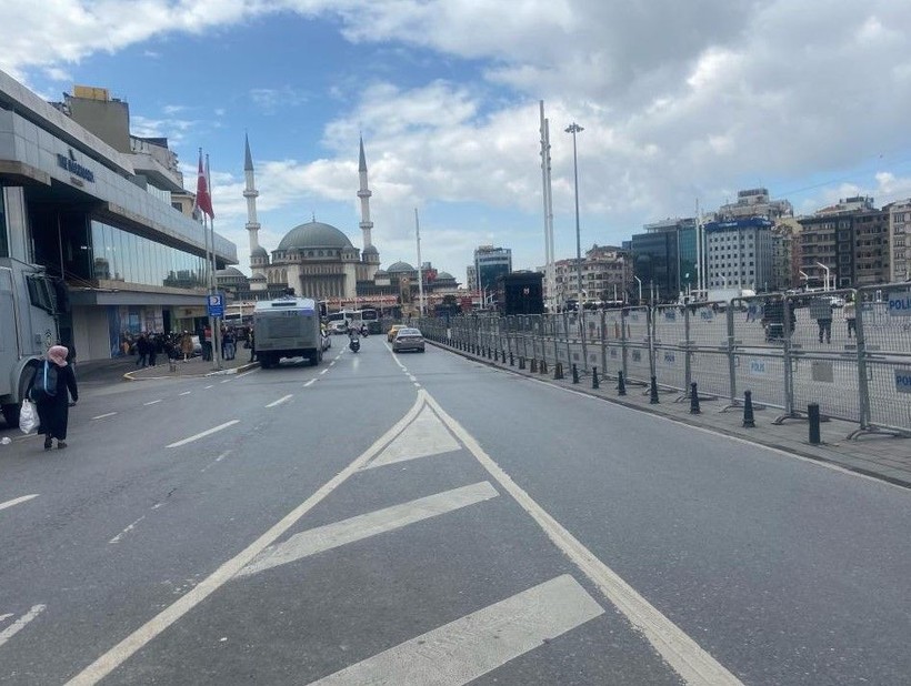 Taksim'de üst seviyede güvenlik önlemleri alındı - Resim: 5