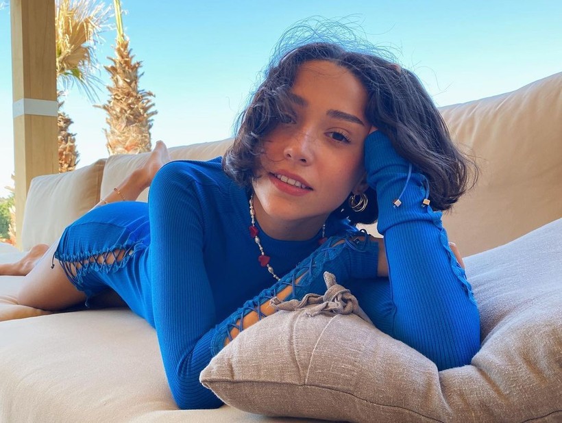 Zeynep Bastık 30 yaşına girdi! Olay doğum gününden dudak dudağa poz geldi - Resim: 5