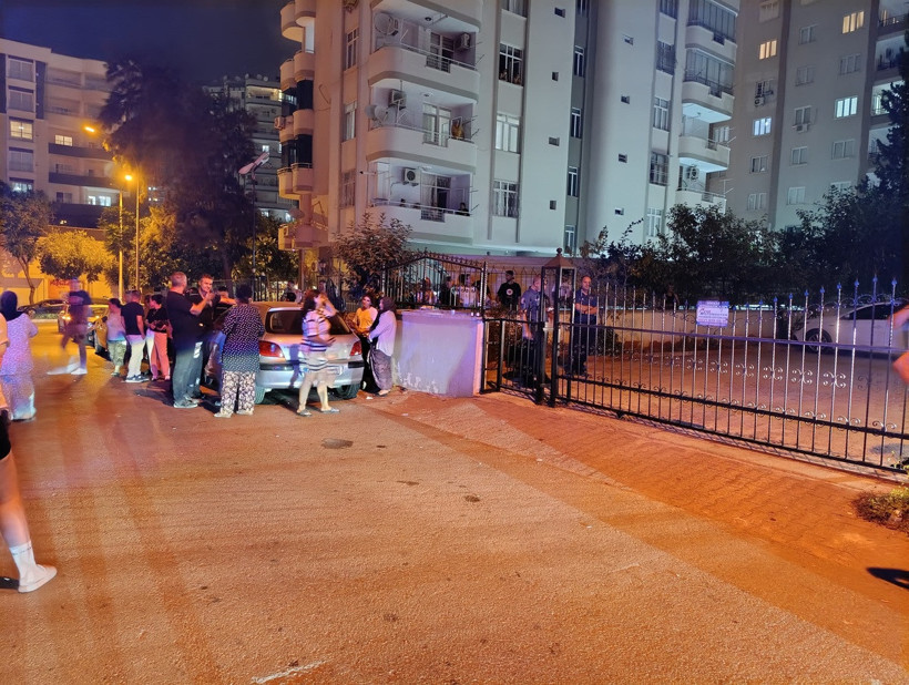 Baba, tartıştığı kızı ve eşini öldürüp intihar etti; kız çocuk ise kaçarak kurtuldu - Resim : 1