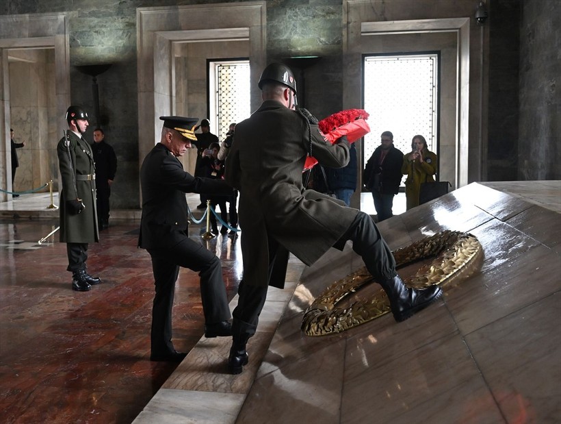 Atatürk'ün Kara Harp Okulu'na girişinin 125'inci yıl dönümü! Öğrenciler Anıtkabir'i ziyaret etti - Resim: 14