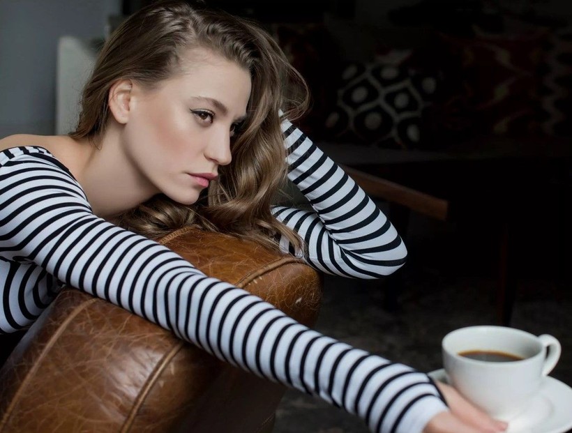 Serenay Sarıkaya ve Kıvanç Tatlıtuğ 'Aile' dizisinde bir araya geliyor - Resim: 3