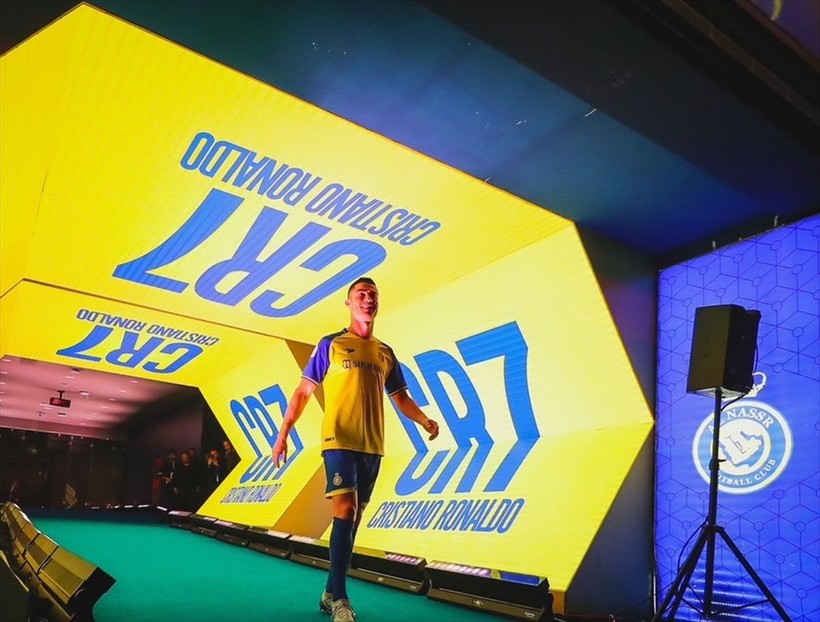 Al-Nassr'ın ezeli rakibinden Ronaldo'ya Messi ile cevap! Formasını... - Resim: 13