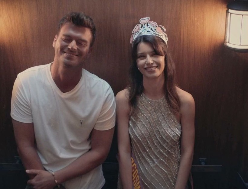 Beren Saat Kıvanç Tatlıtuğ ile olan sevişme sahnesi hakkında ilk kez konuştu - Resim: 3