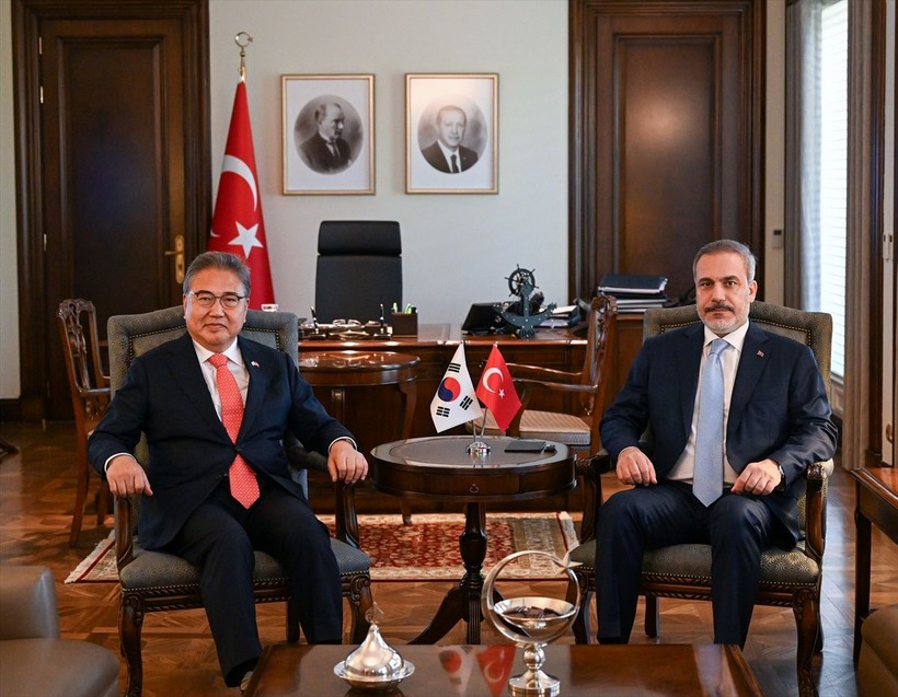 Bakan Fidan Güney Koreli mevkidaşıyla görüştü: İmzaladığımız yol haritası ortak irademizin nişanesi - Resim: 3