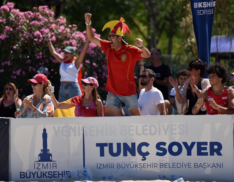 Plaj hentbolunda heyecan sürüyor - Resim: 4