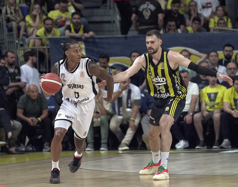 Beşiktaş Fibabanka'yı final serisinde 4-1 yenen Fenerbahçe Beko Basketbol Süper Ligi'nde şampiyon - Resim : 2