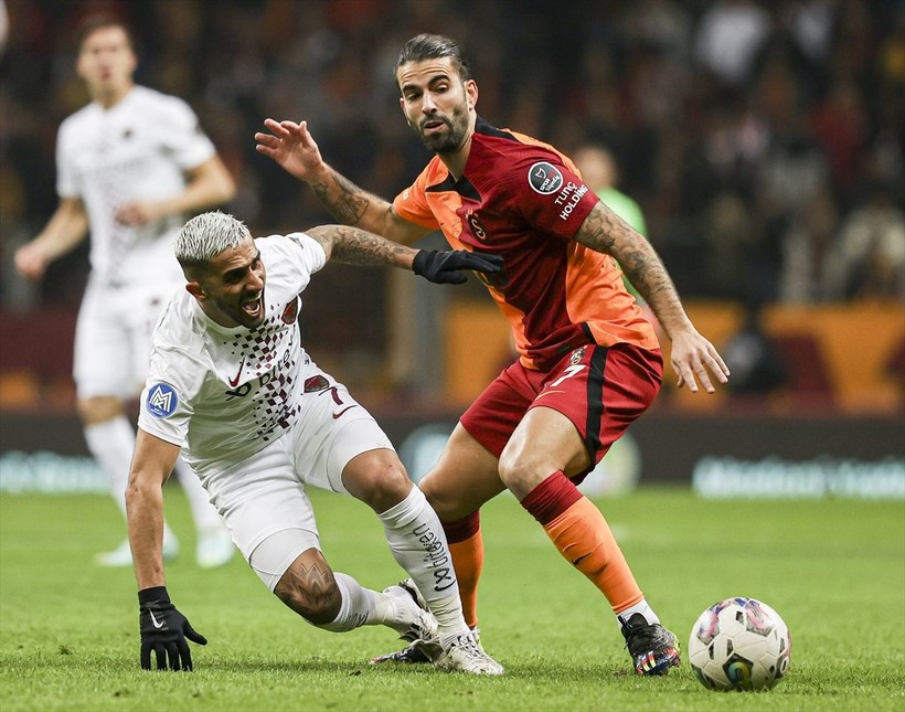 Galatasaray - Hatayspor maçında duygulandıran anlar! Kerem Aktürkoğlu gol sonrası Ahmet Çalık'ı unutmadı - Resim: 5