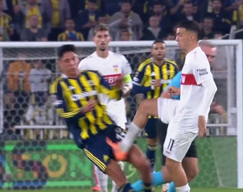 Fenerbahçe 1 - 0 Stuttgart - Resim : 1