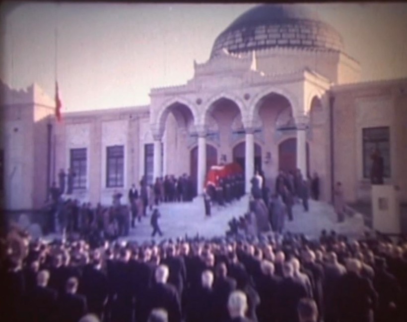 Atatürk'ün naaşının Anıtkabir'e naklinin renkli görüntüleri çıktı! - Resim: 13