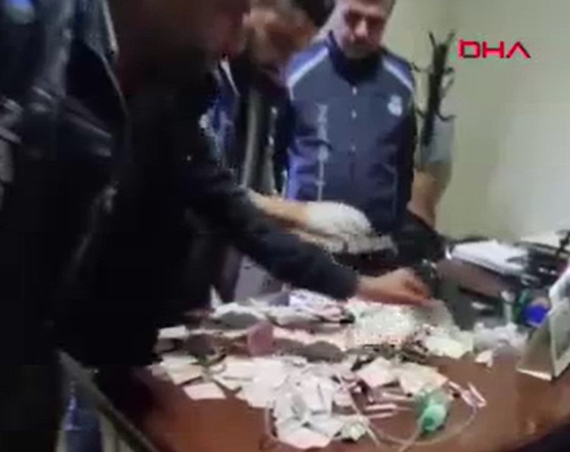 Dilencilerden ödüllü oyuncuları aratmayan performans! Duygu sömürüsü kamerada - Resim: 1