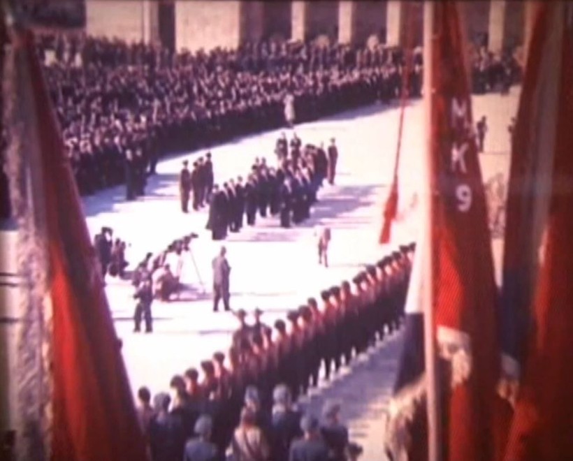 Atatürk'ün naaşının Anıtkabir'e naklinin renkli görüntüleri çıktı! - Resim: 9