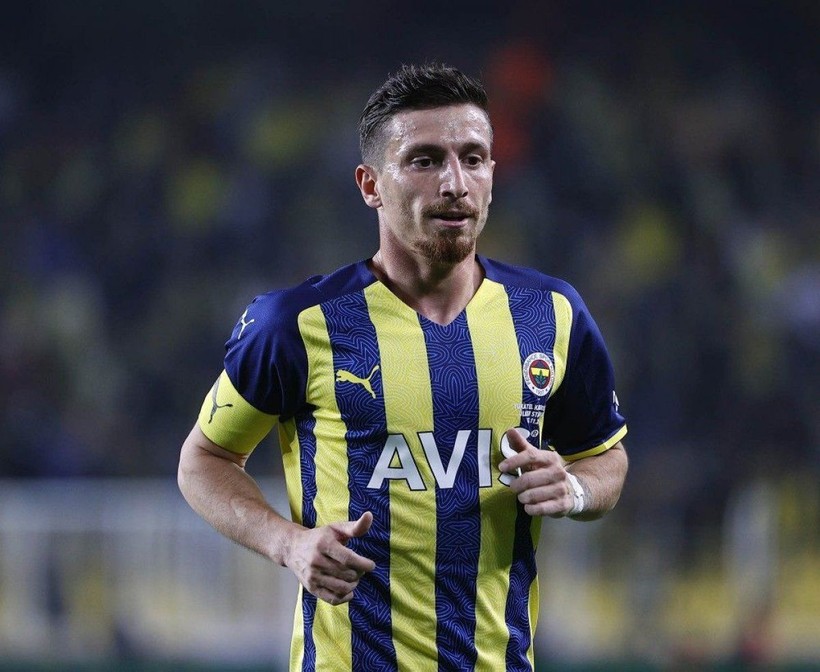 Mert Hakan Yandaş'a talip var! Fenerbahçe'ye yaptıkları teklifi artırdılar - Resim: 1