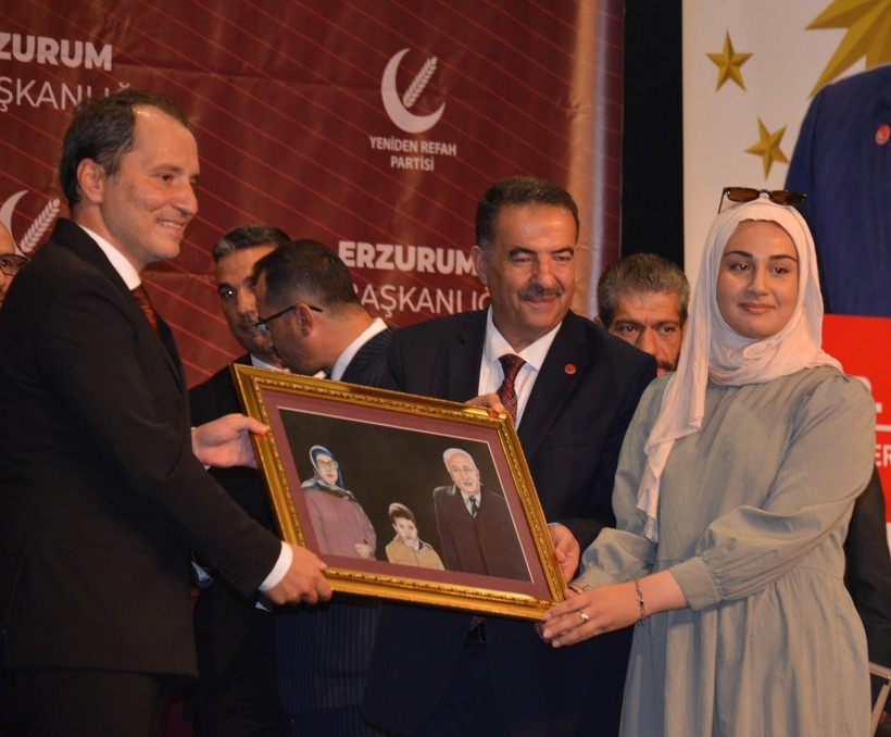 Yeniden Refah Partisi Genel Başkanı Fatih Erbakan: Refahın artmasına vesile olmayacak - Resim : 8