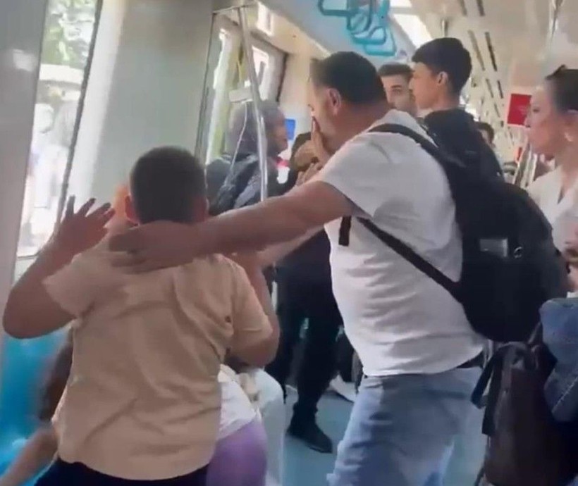 Marmaray'da çocuklarının önünde dayak yemişti! Gündem olan baba olayı anlattı - Resim: 3