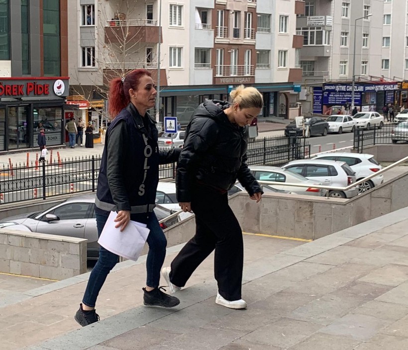'Sahte doktor' Ayşe Özkiraz 'koğuşta sorunlar yaşıyorum' diyerek tahliye talep etti - Resim: 3
