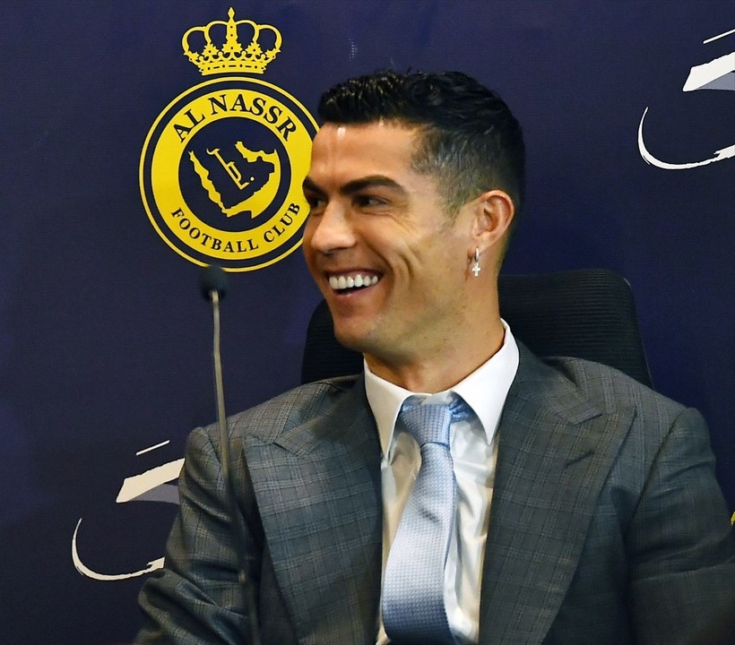 Al-Nassr'ın ezeli rakibinden Ronaldo'ya Messi ile cevap! Formasını... - Resim: 5