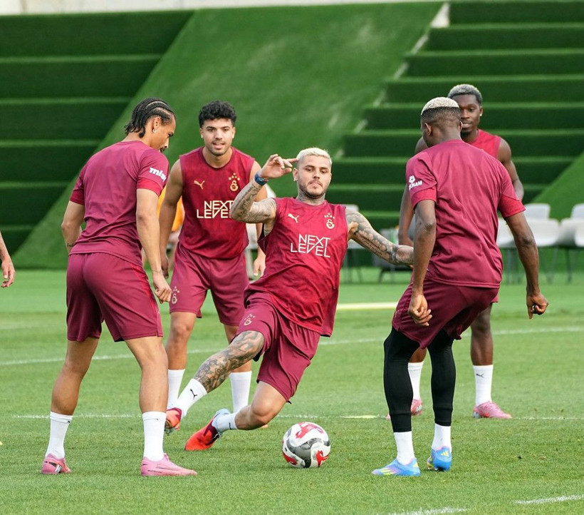Osimhen, Galatasaray formasıyla ilk antrenmanına çıktı - Resim: 4
