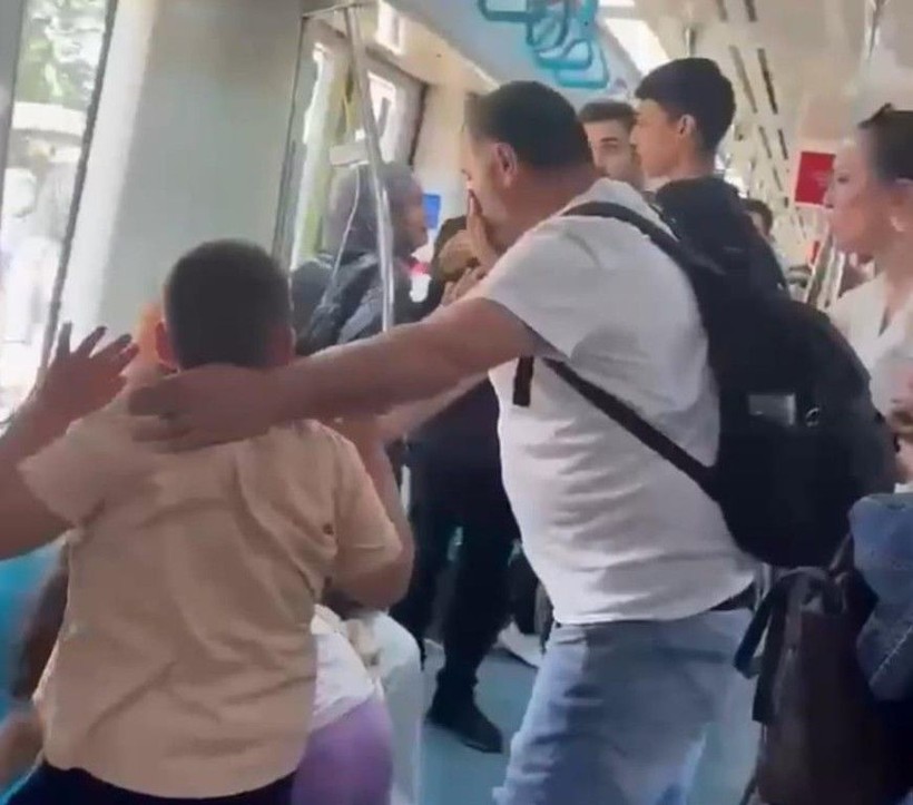 Marmaray'da çocuklarının önünde dayak yemişti! Gündem olan baba olayı anlattı - Resim: 5