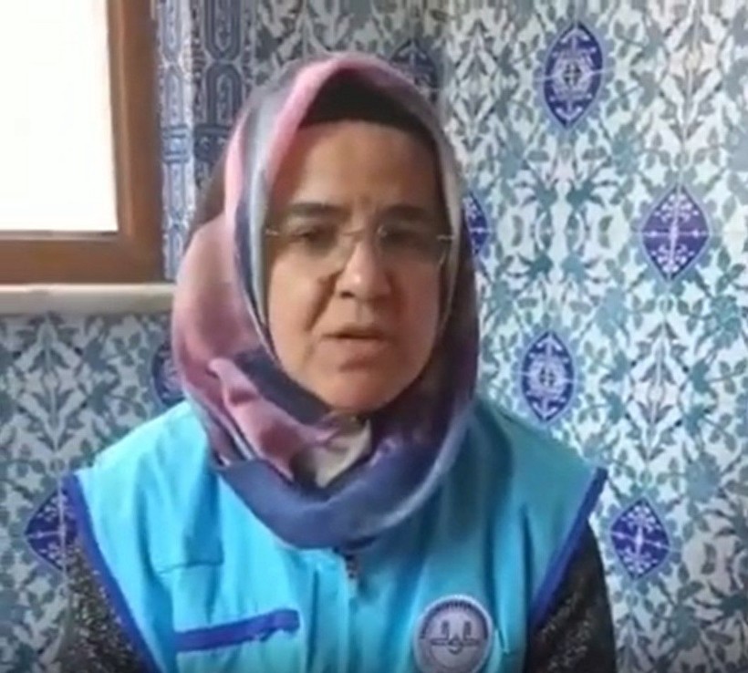 Deprem bölgesinde Misyonerlik faaliyeti iddiaları! Yardım poşetlerinden "İsa seni seviyor" kartları çıktı - Resim: 4