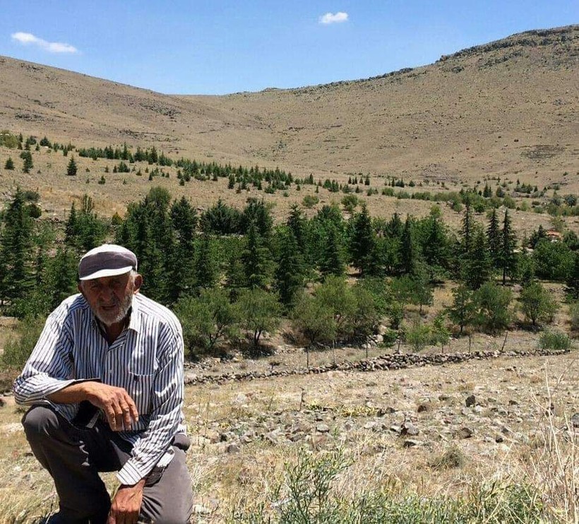 'Orman Dede' olarak bilinen Rahim öğretmen, elleriyle kurduğu ormana defnedildi - Resim: 3