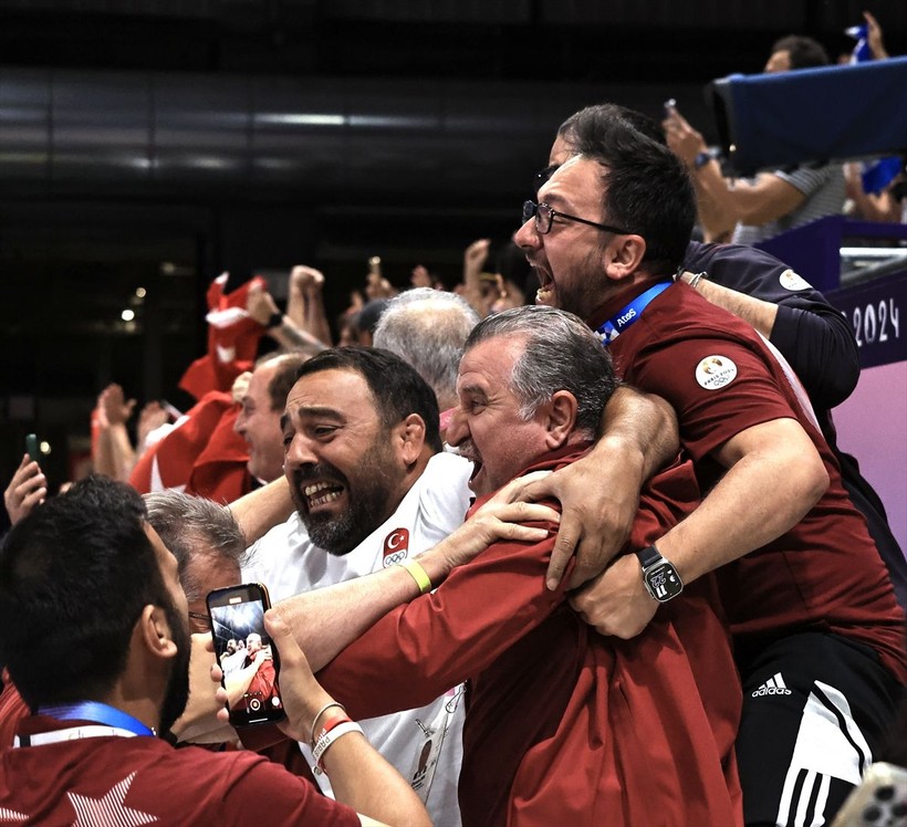 Paris Olimpiyat oyunlarından neden altın madalya alamadan döndük? Bakan Osman Aşkın Bak'tan çarpıcı değerlendirme - Resim: 6
