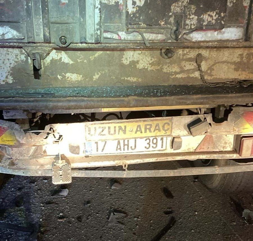 Susurluk'ta korkunç kaza! 4 kişi can verdi: Cansız bedenler etrafa savruldu - Resim: 10