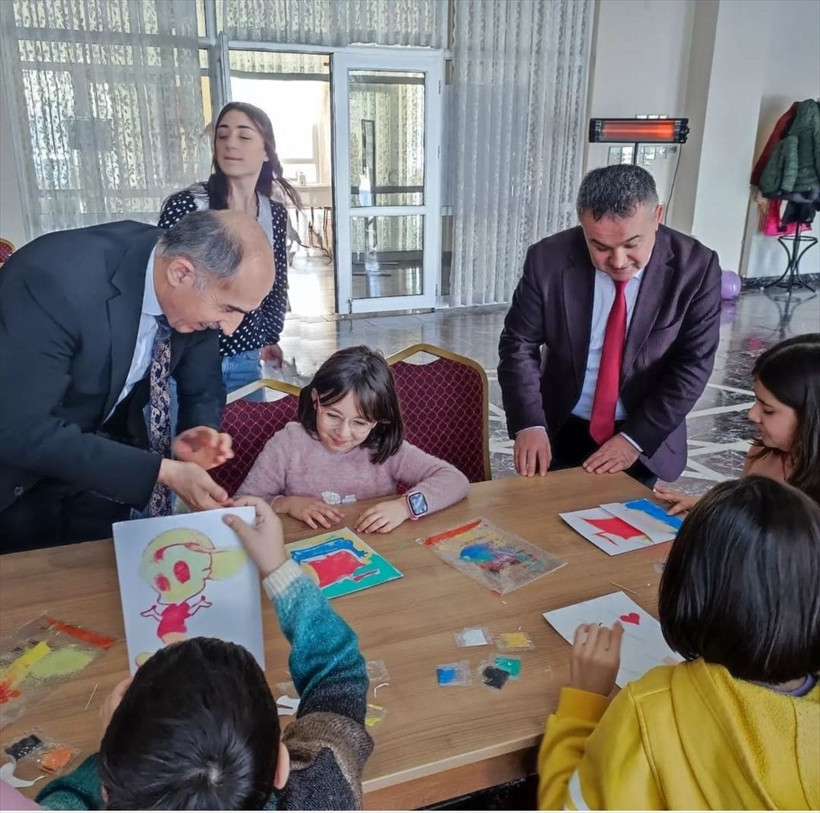 Ardahan'daki depremzede çocuklar çeşitli etkinliklerle eğlendi - Resim: 5