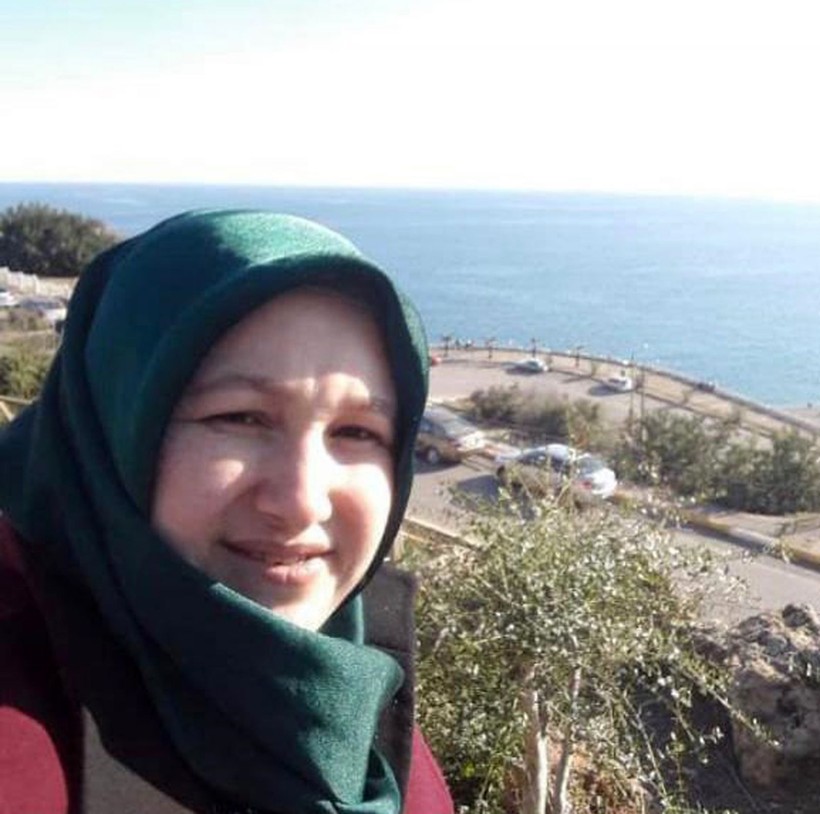 Antalya'da anneannesi ve teyzesiyle tartışan 28 yaşındaki genç evde yangın çıkararak kapıyı üzerlerine kilitledi! Anne-kız olay yerinde hayatını kaybetti - Resim: 8