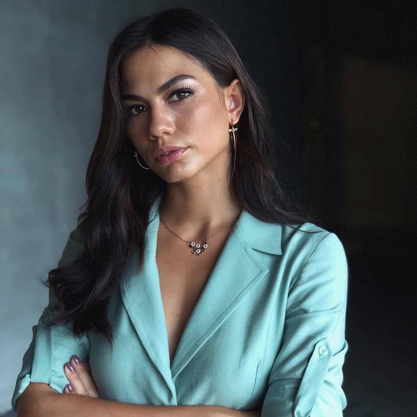 Demet Özdemir Yunan Adaları'ndan ev aldı! Evin fiyatı dudak uçuklattı - Resim: 2