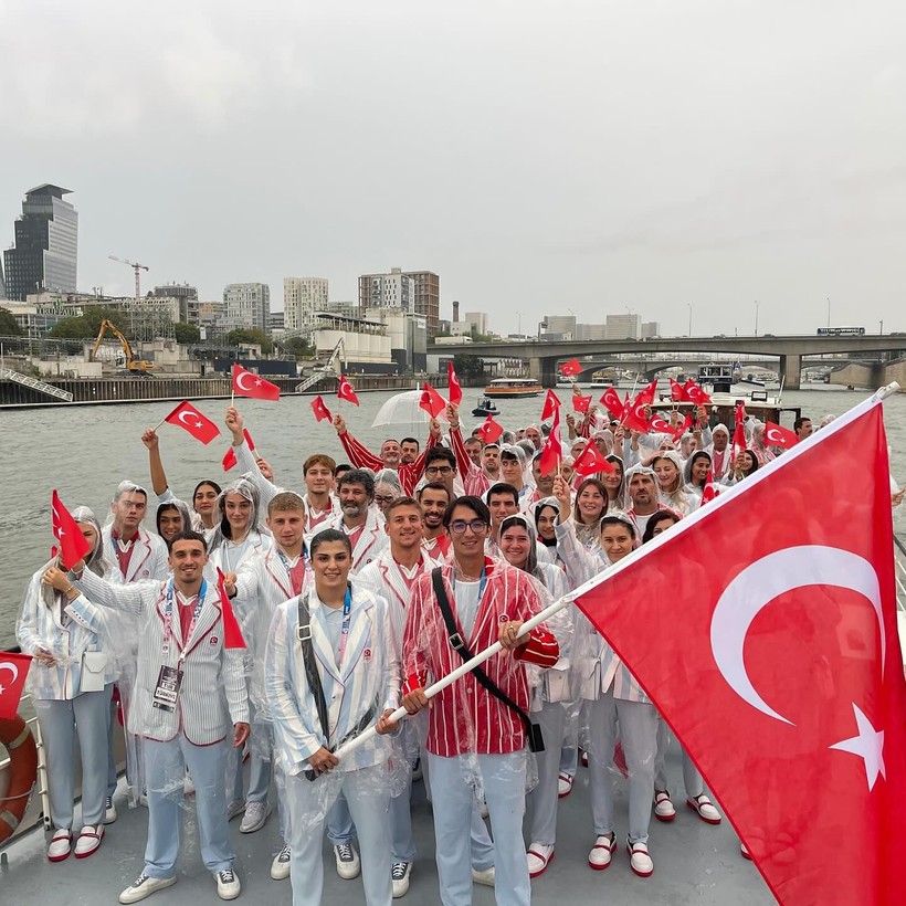 Paris Olimpiyat oyunlarından neden altın madalya alamadan döndük? Bakan Osman Aşkın Bak'tan çarpıcı değerlendirme - Resim: 1