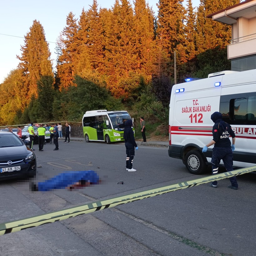 Kocaeli'de 'Dolandırıldım' deyip baba ve oğlunu sokak ortasında öldürdü - Resim : 2
