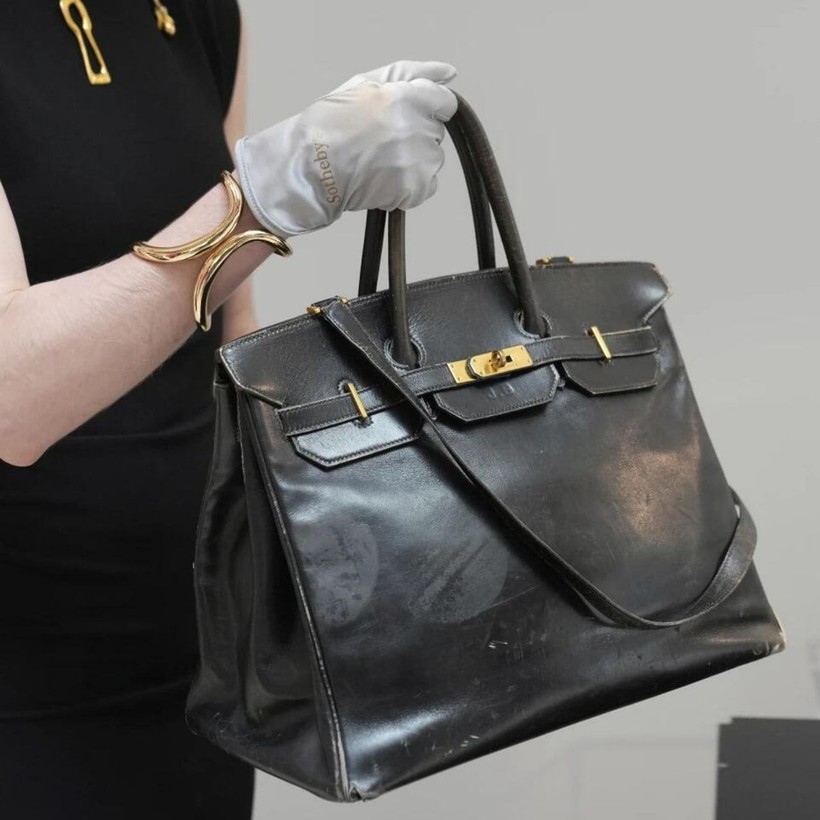 Jane Birkin'in yıpranmış deri çantası 10 milyon dolara satıldı - Resim: 7