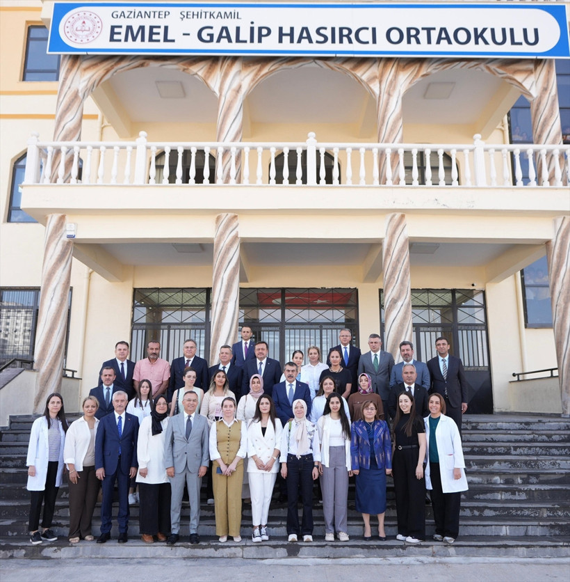 Bakan Tekin'den Gaziantep’te sürpriz okul ziyareti - Resim : 3