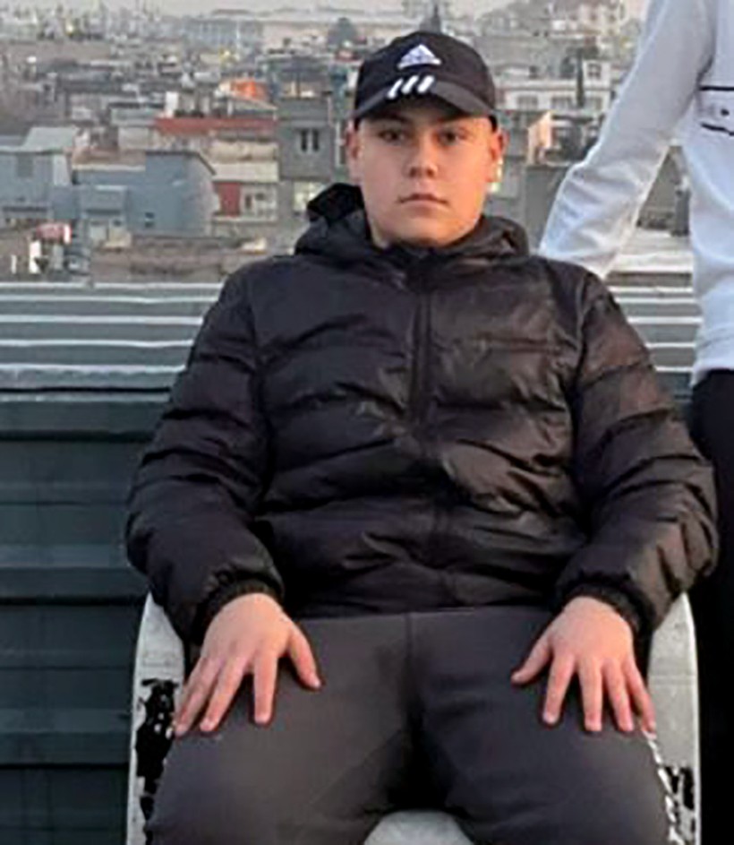 Motosiklet üzerinde tabancalı şov kanlı bitti! Kazara arkadaşını öldürdü - Resim : 2