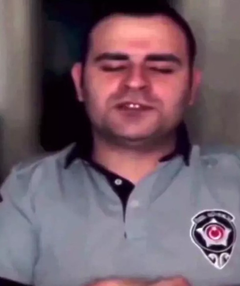 Güvenlik görevlisinden skandal! 'Atatürk'ü ekber' diyerek namaz ile alay etmişti! İstenen cezası belli oldu - Resim : 1
